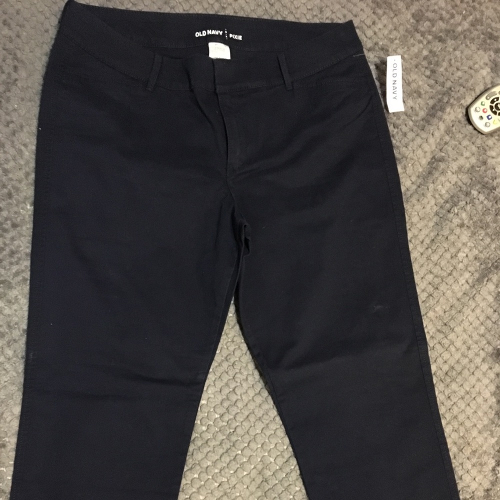 Navy blue Pixie pants ankle length... never worn